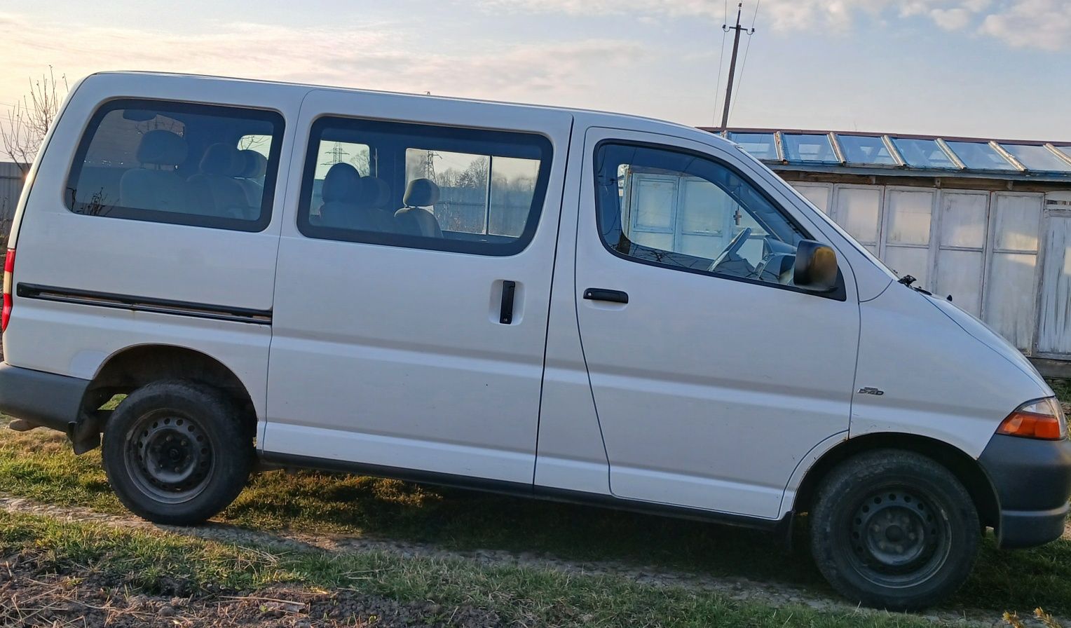 TOYOTA Hiase 2005