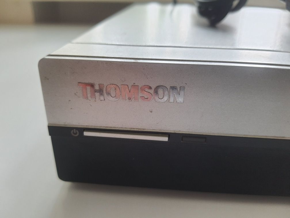 DVD плейер Thomson