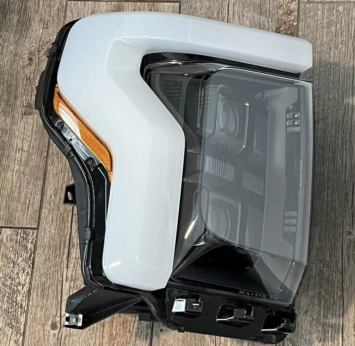 Фара фонарь ford f150 f-150 lightning nl3z13009p nl3z13009n