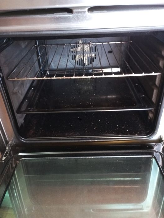 Forno Ariston  usado e a funcionar