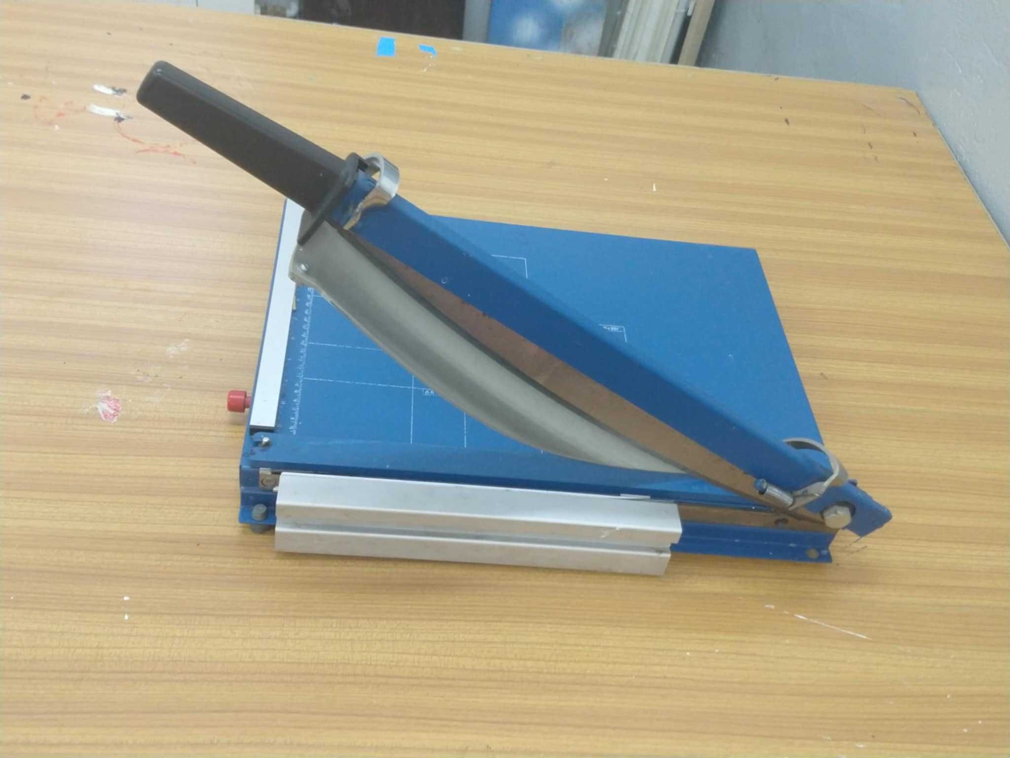 Gilotyna do papieru Dahle A3