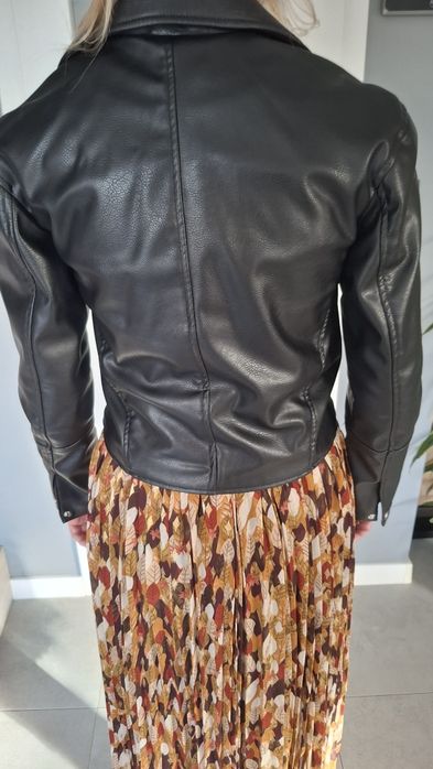 Kurtka czarna ramoneska