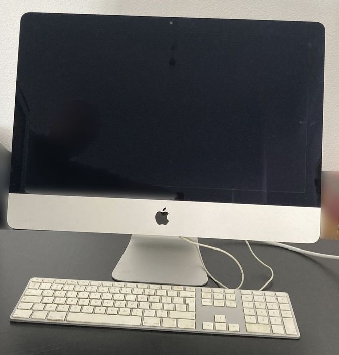 iMac 21.5 polegadas, 1TB HDDD e 8Gb de RAM, em ótimo estado