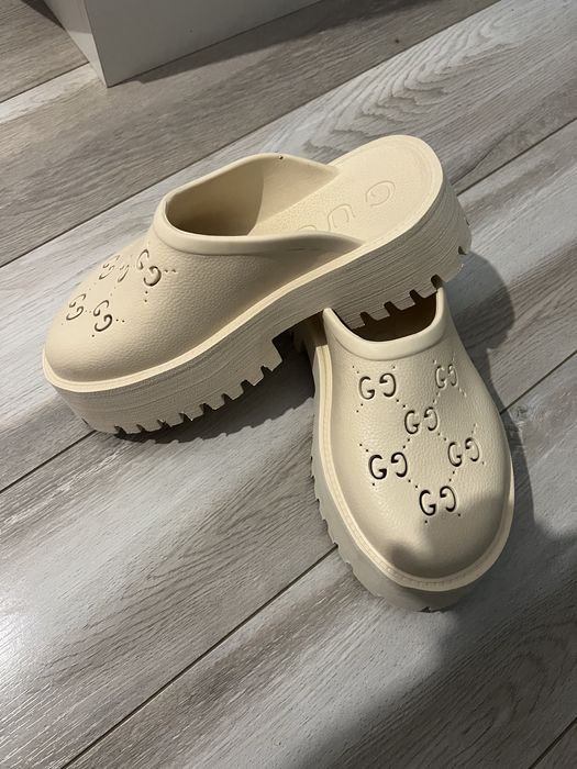 Сабо клоги відомого бренду 41 розмір