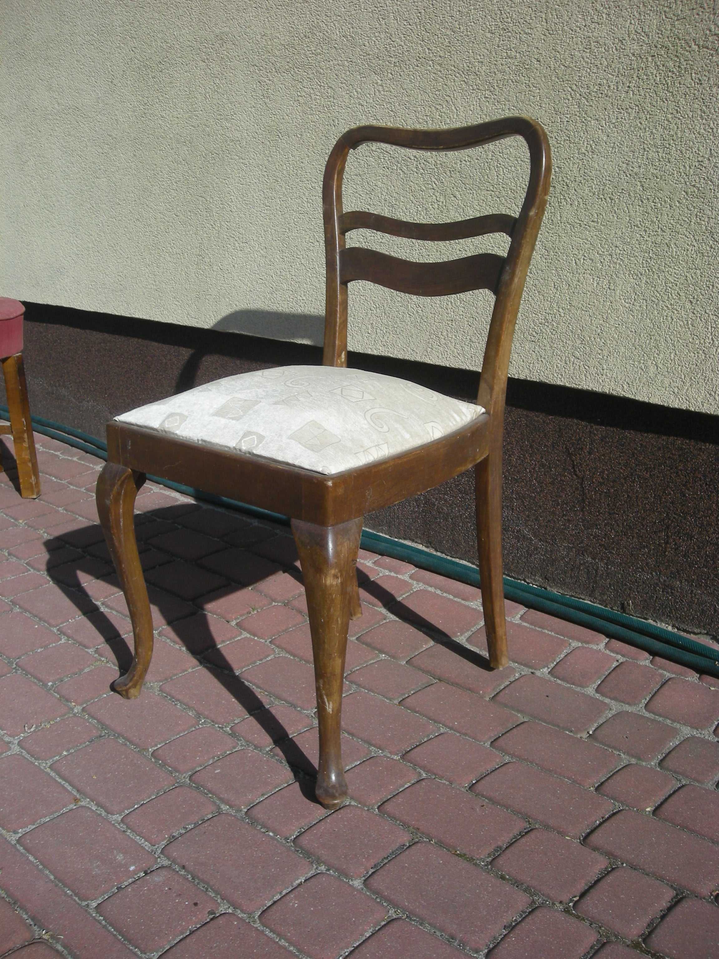 stare przedwojenne krzesło