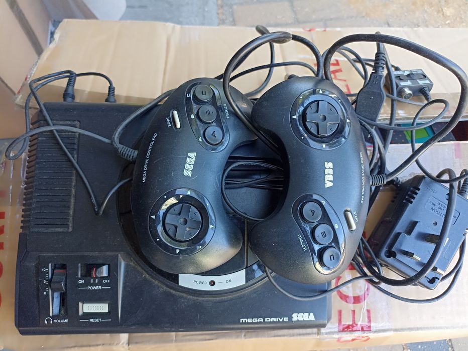 Ігрова приставка sega