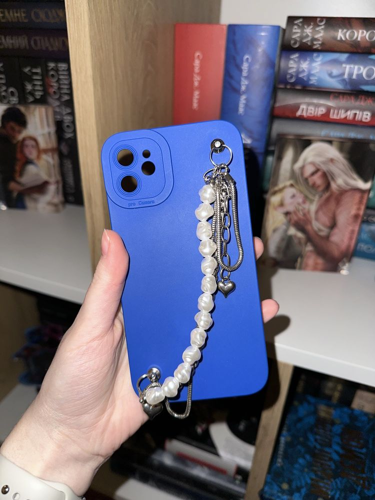 Чохол на IPhone 11 з підвіскою