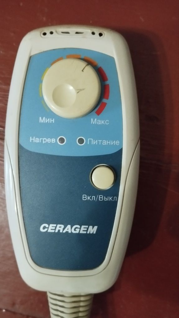 Электрический тепловой матрац Geragem SLE-0627( электрогрелка)