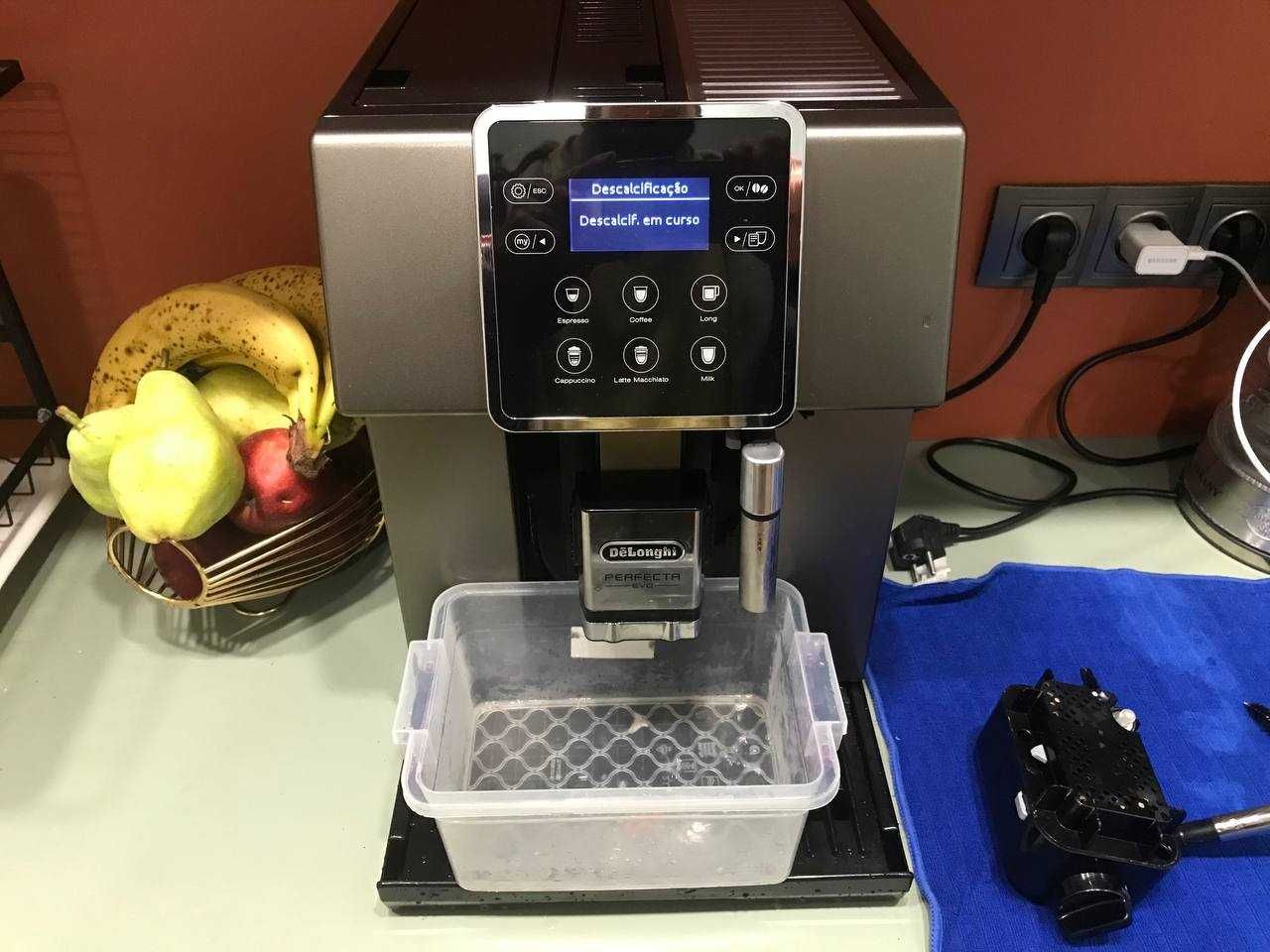 Reparação de máquinas de café DeLonghi Philips Saeco Melitta Nivona