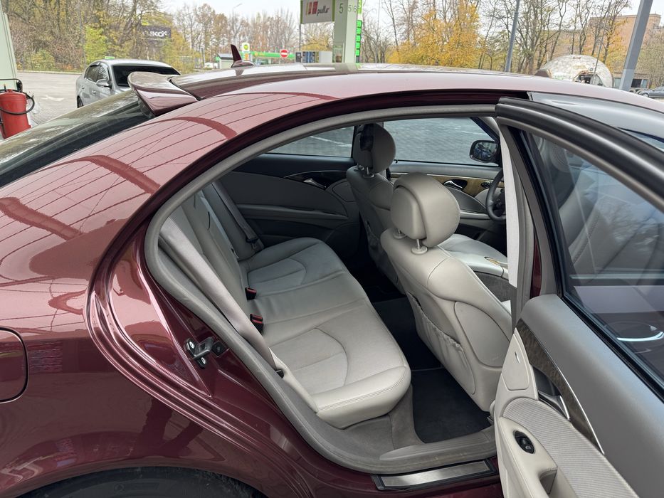 Mercedes -Bens w211 рестайлинг