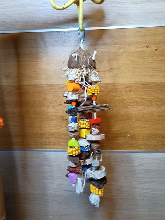 Duży Gryzak dla Papug – Ręcznie Robiony 55cm