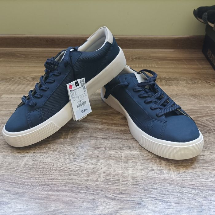 Продам взуття чоловіче.