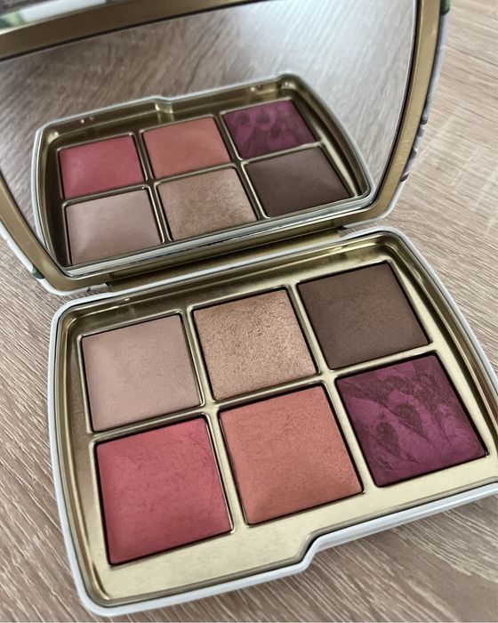 Nowa paleta hourglass swan łabędź 2025 limitowana do twarzy makijaż