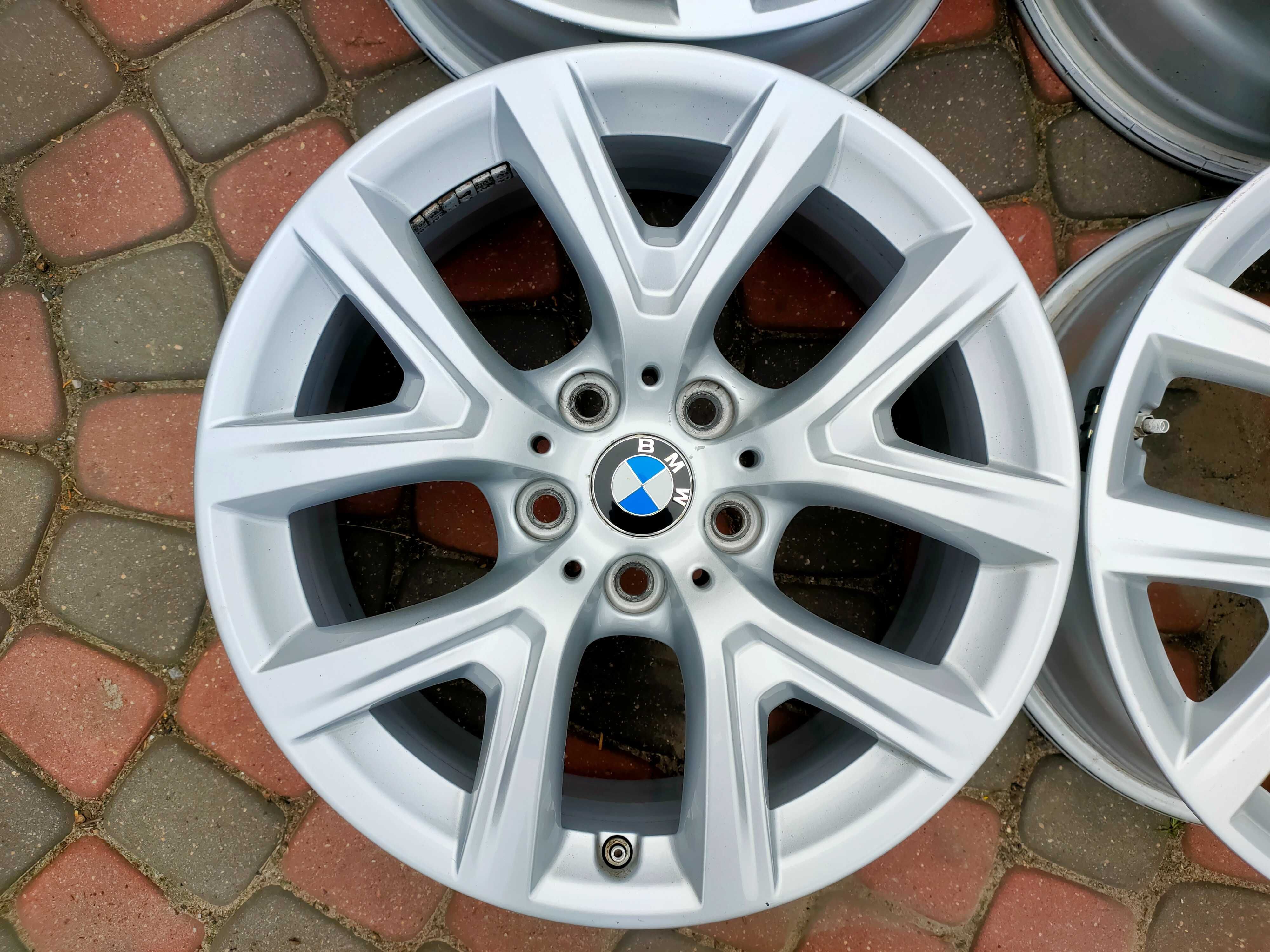 Felgi aluminiowe BMW 5x112 6,5J17 Et39 Fi66,6 D106