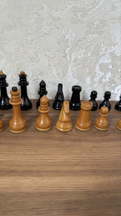 Продам шахмати в гарному стані