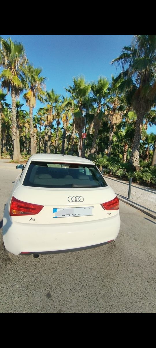 Audi A1 1.6 TDI Excelente