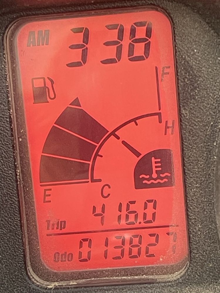 Yamaha X Max 125 com 13.800km em excelente estado
