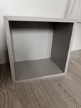 Eket szafka szara lub biała Ikea ze stelażem do powieszenia