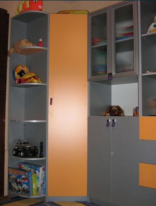 Меблі для дитячої кімнати.