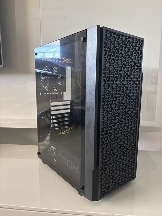 NOX Hummer Vision Beta (inc. Fonte 500W e 3 ventoinhas ARGB)