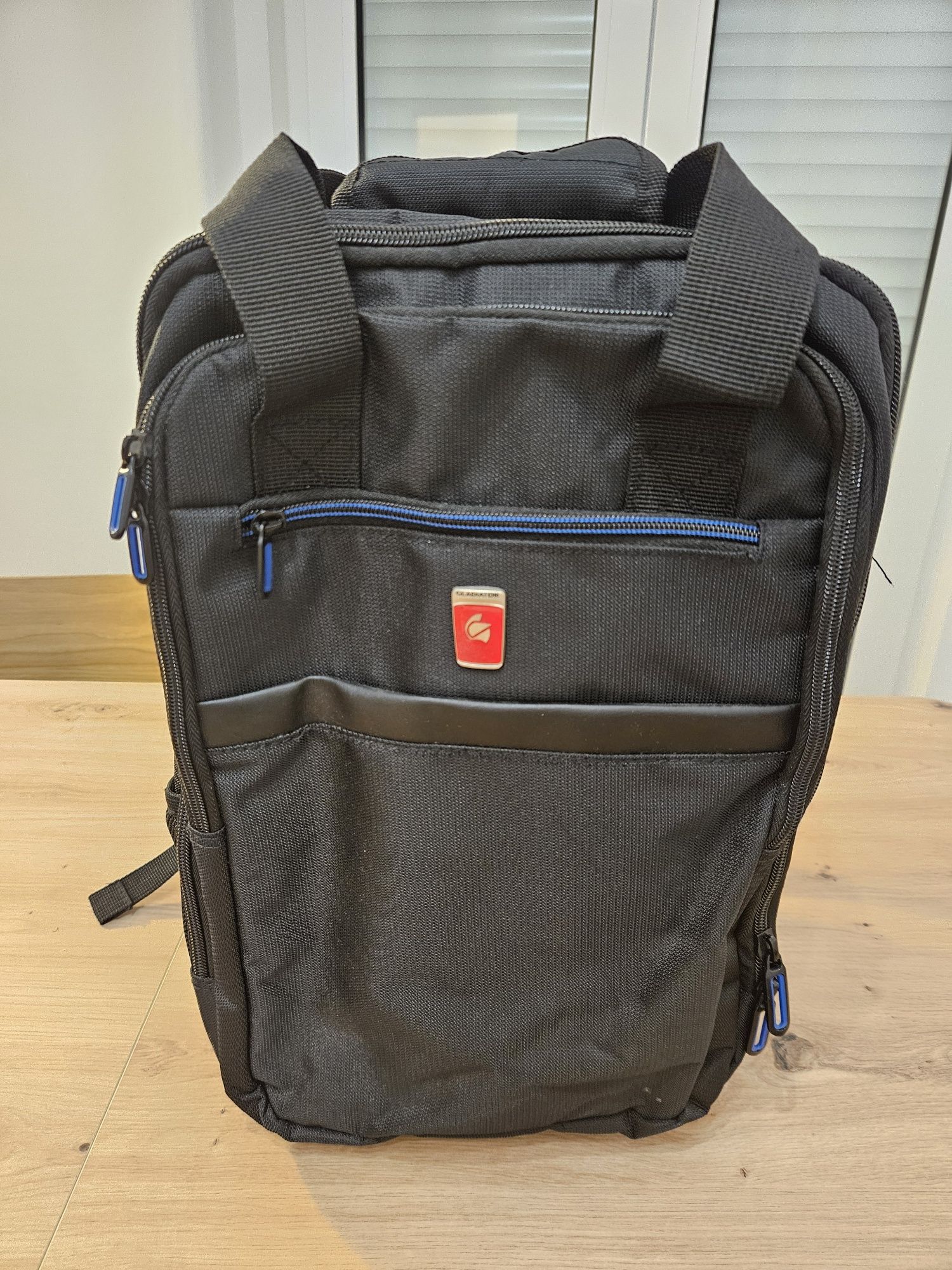 Trolley / Mochila com Rodas Vueling/Ryanair Gladitor TRICK Preto