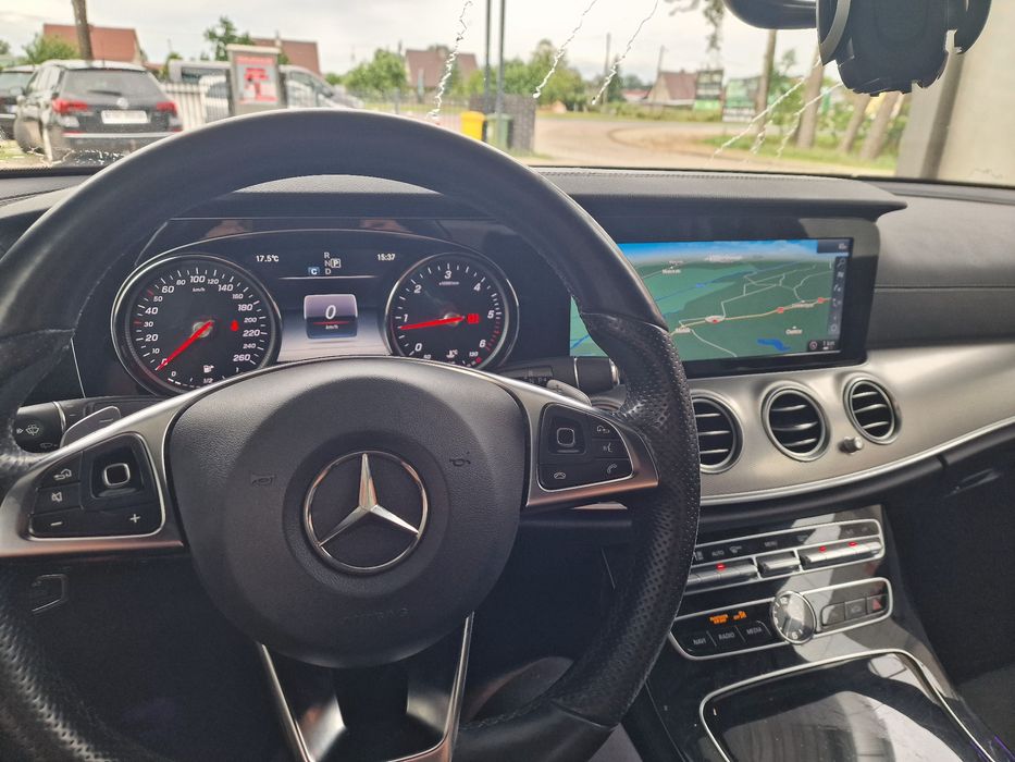 Mercedes E klasa 220d amg wynajem