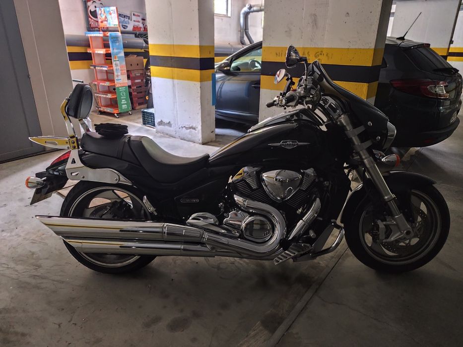 Vende-se Suzuki VZR 1800