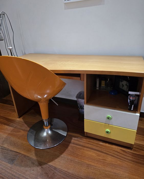 Quarto completo em bom estado