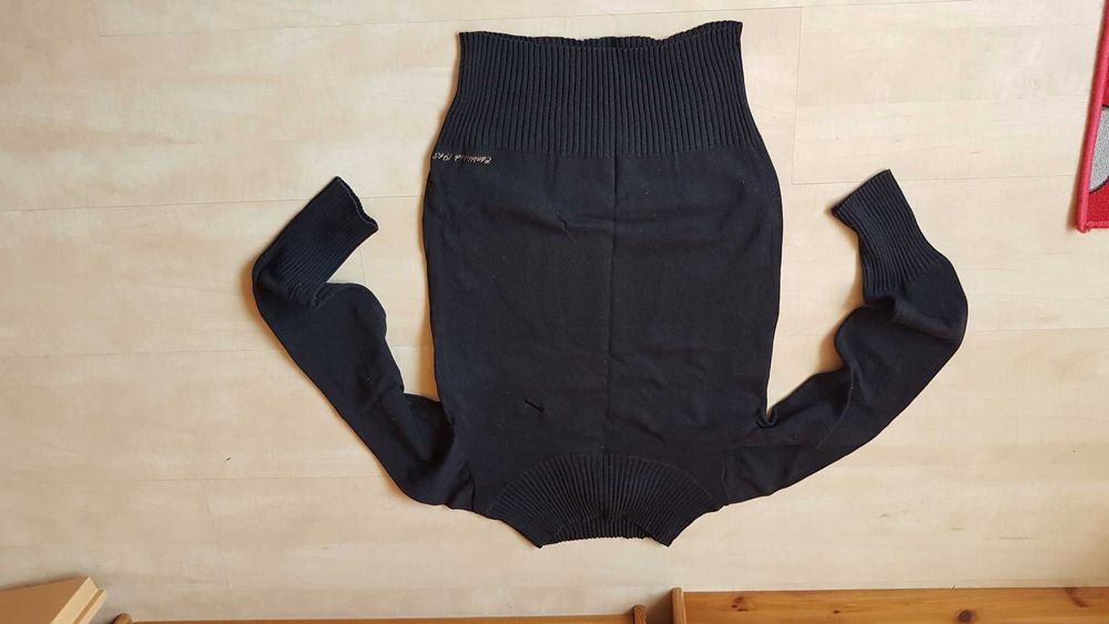 Puma sweter czarny klasyczny M