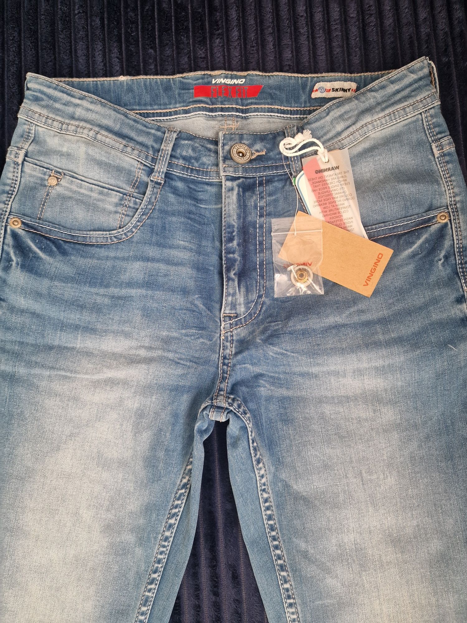 Sprzedam dżinsy "Apache" skinny fit w kolorze niebieskim