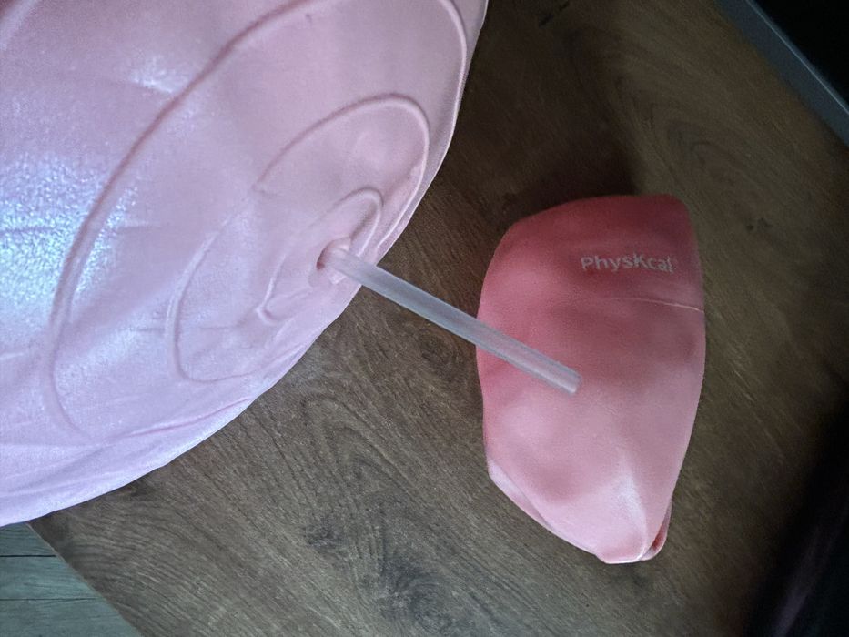 Piłka gimnastyczna 65 cm