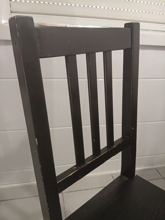 Conjunto mesa e cadeiras