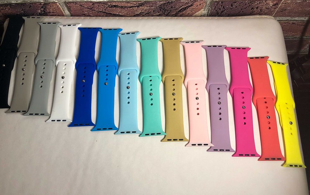 Pack 5 Braceletes em Silicone para Apple Watch (à escolha / novas)
