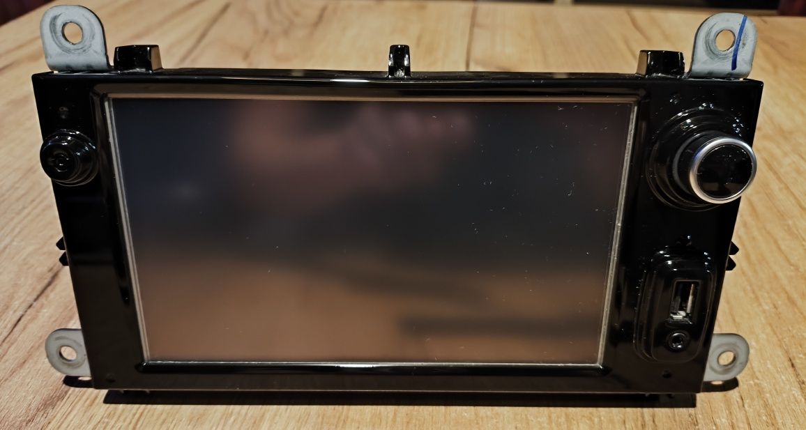 Media nav evolution radio ramka renault clio 4. LAN5210WR4