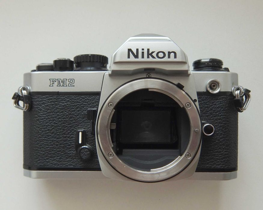 Фото камера Nikon FM2