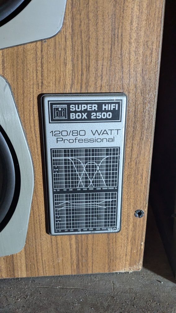 Grundig super hi-fi box2500  głosniki kolumny,głośniki kolumnowe