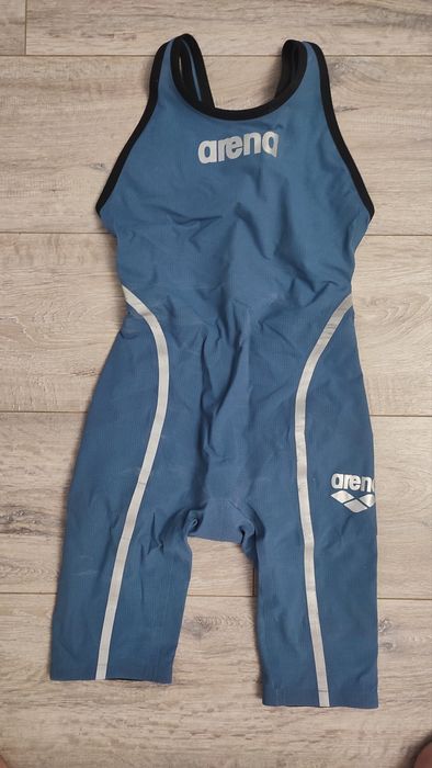 Жіночий стартовий комбінезон для плавання Arena W CARBON ULTRA OPEN