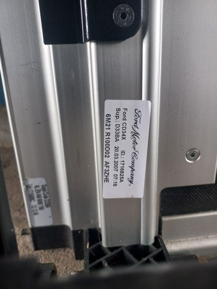 Platforma wysuwana podłoga ford s-max