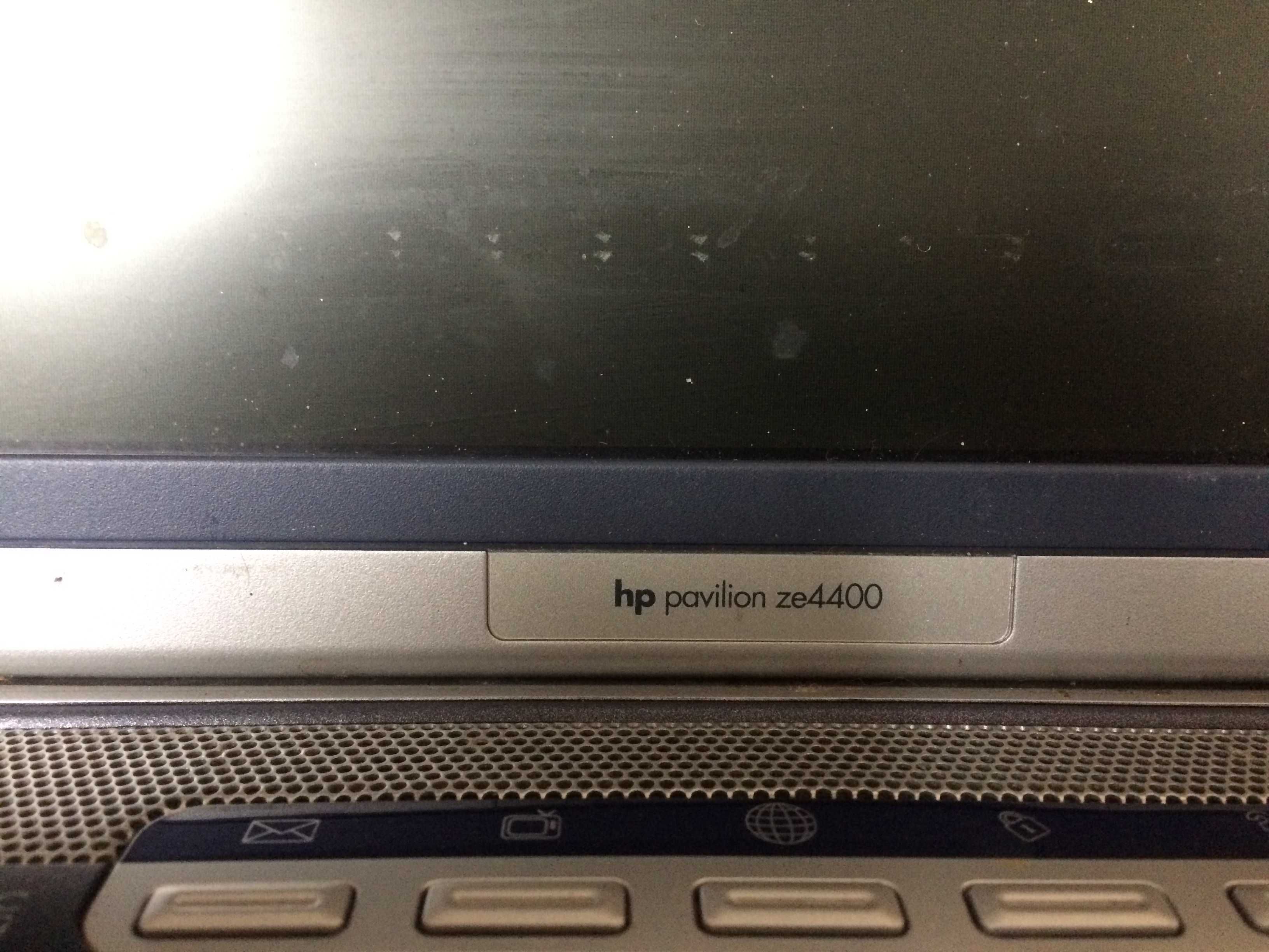 Ноутбук HP Pavilion ze4400 на запчасти. Клавиатура, дисплей, БП, HDD