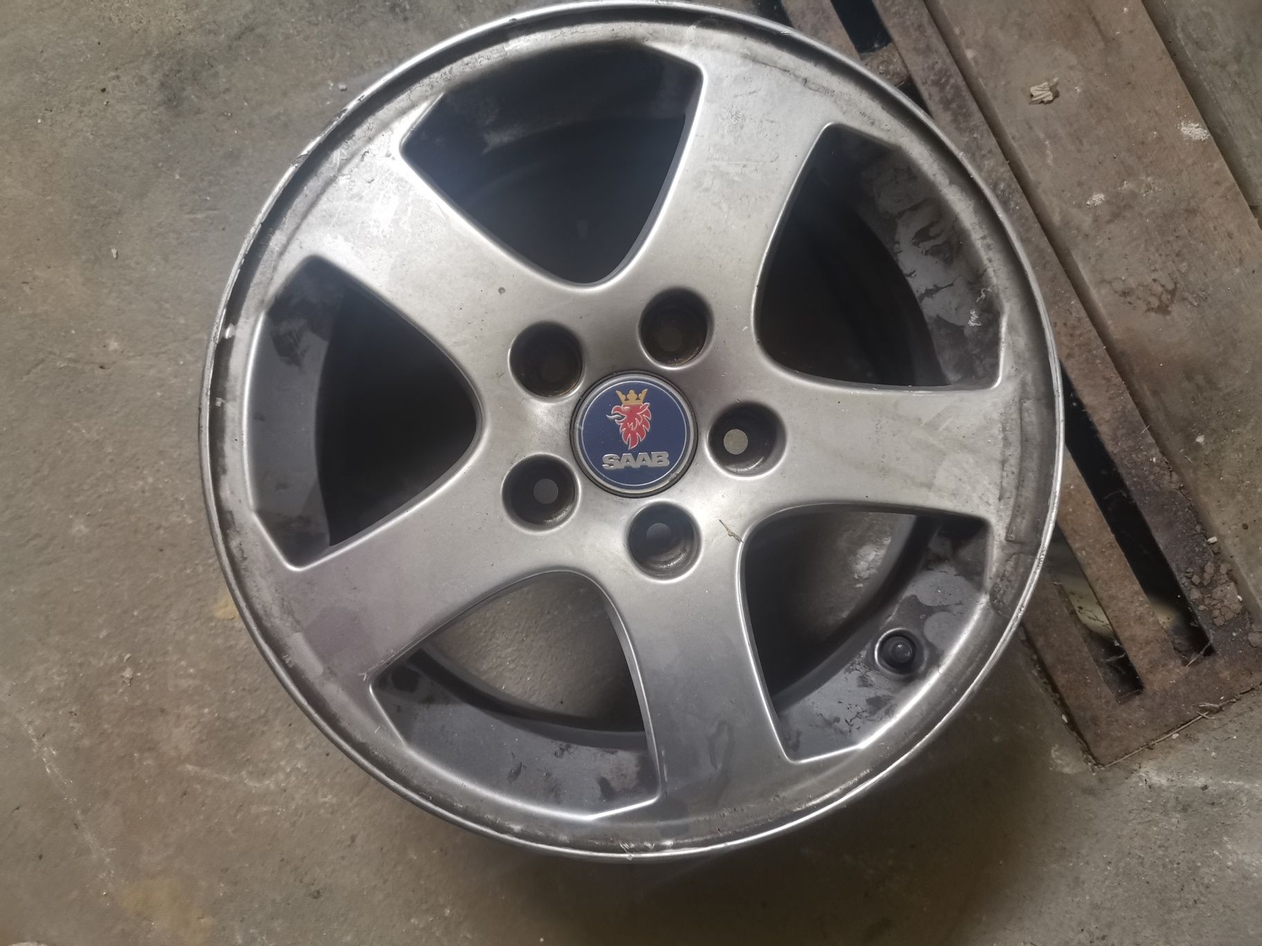 Felgi saab 9-3 15 cali