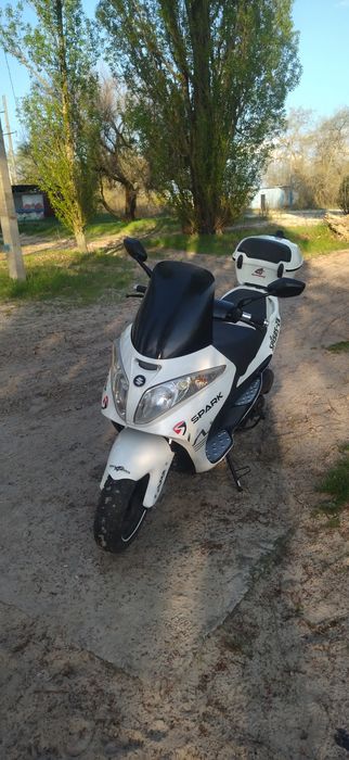 Скутер Spark sp150s-28