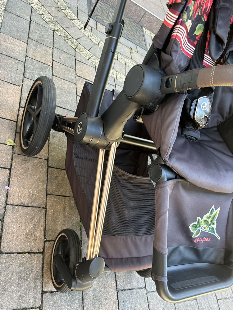 Wózek Cybex Priam Dark Blossom