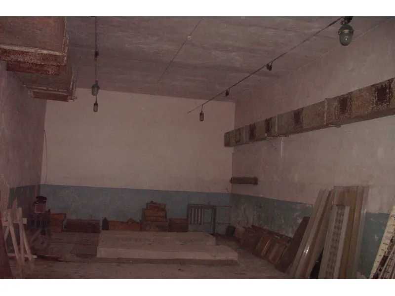 Нежитлові будівлі, 2 826,5 кв. м, вул. Прикарпатська, 32