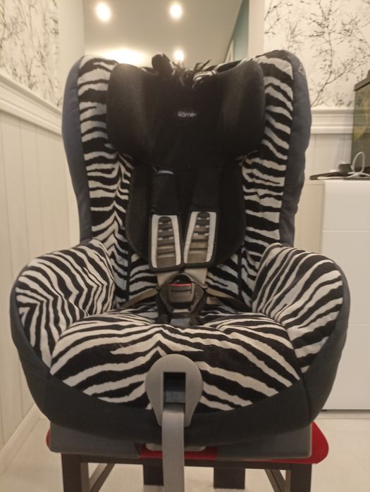 Fotelik samochodowy Britax & Romer King Plus Smart Zebra 9-18Kg