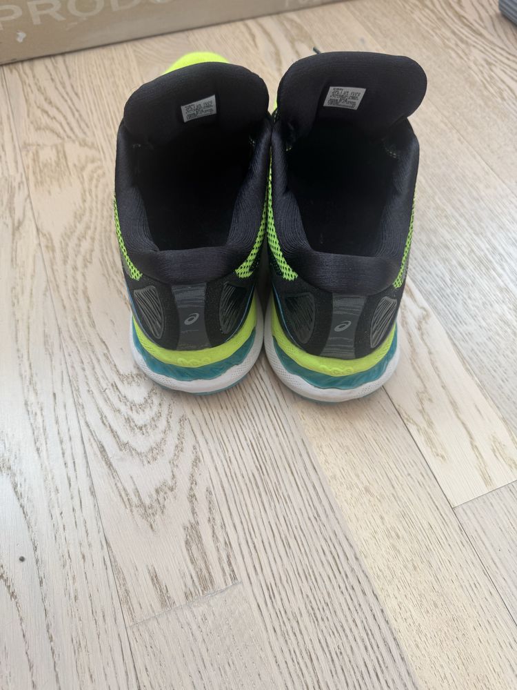 Кросівки asics gel-nimbus 23