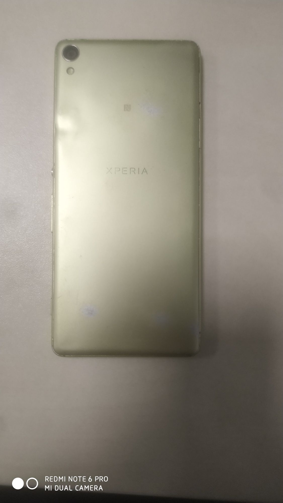 Sony  xa f3112 мобільний