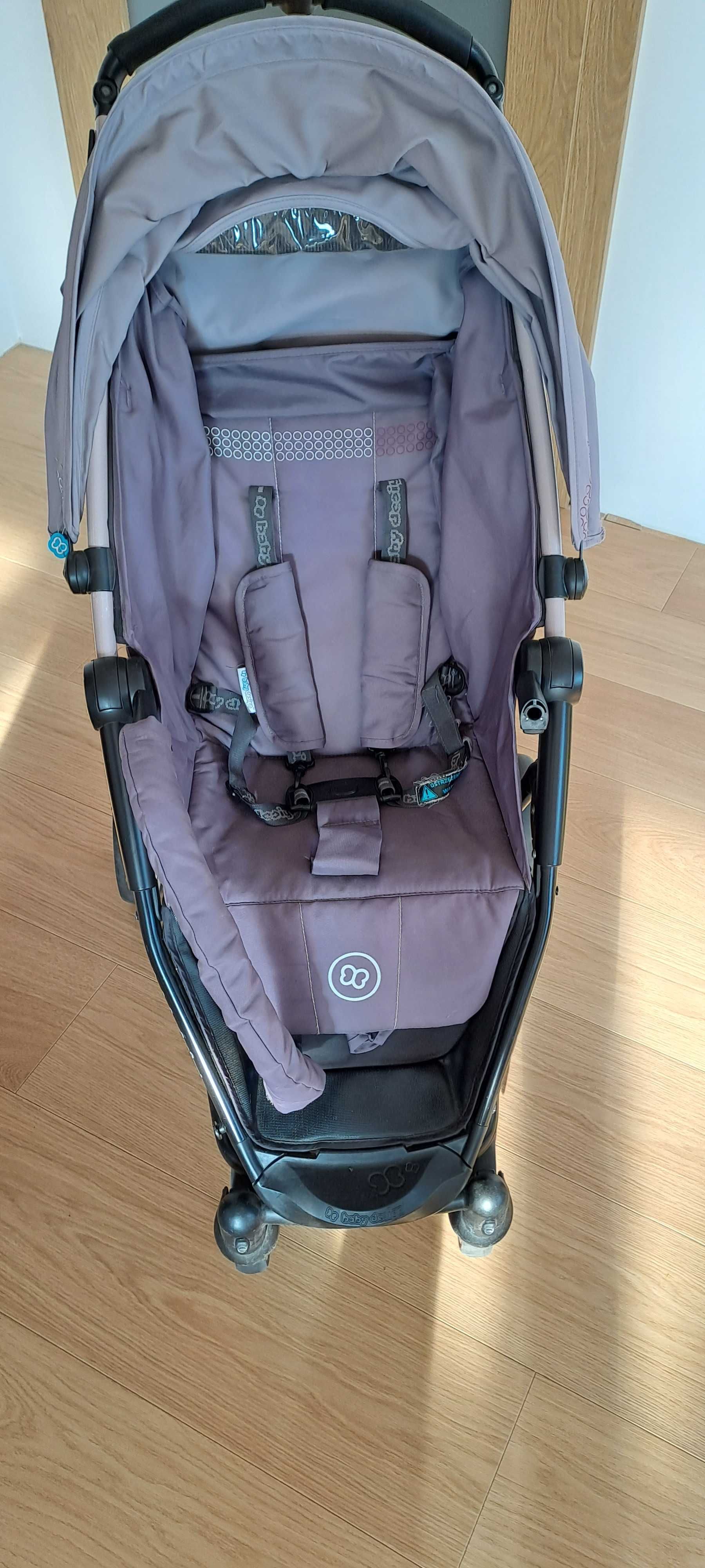 Wózek spacerowy BabyDesign z moskitierą