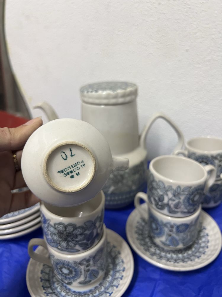 Conjunto de louça Alcobaça