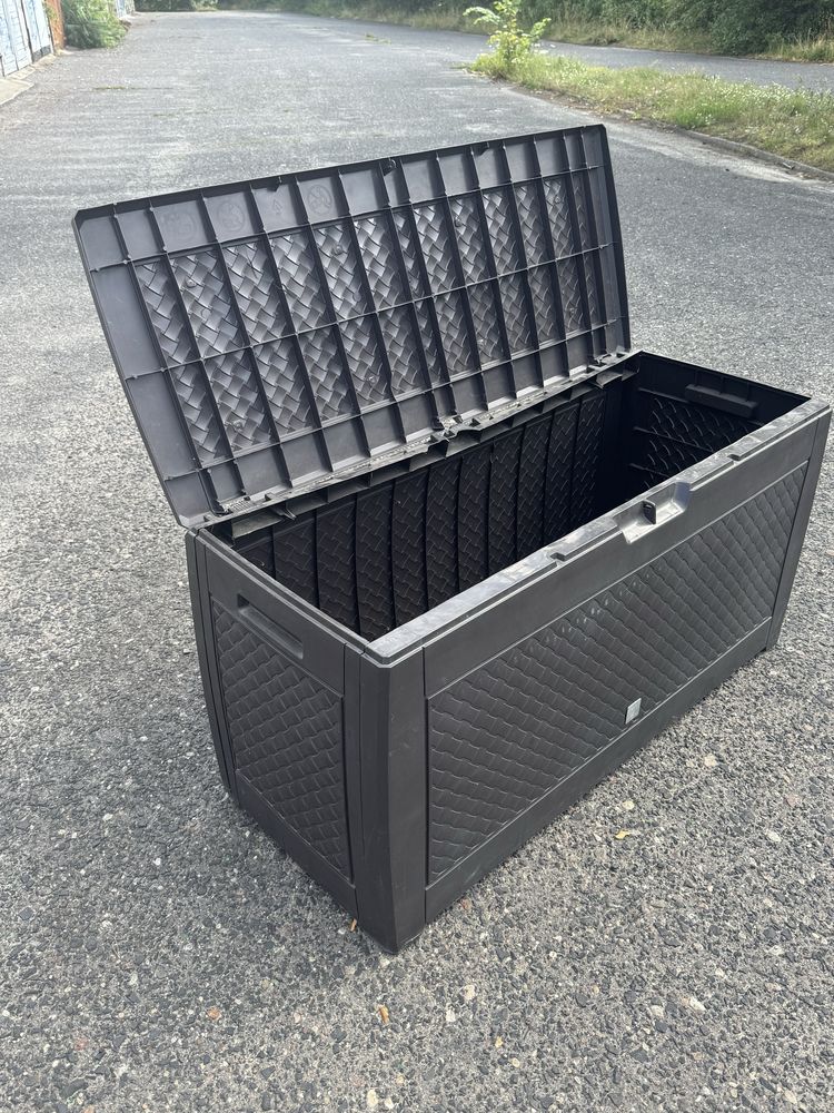 Skrzynia ogrodowa 117x60x48 stan dobry