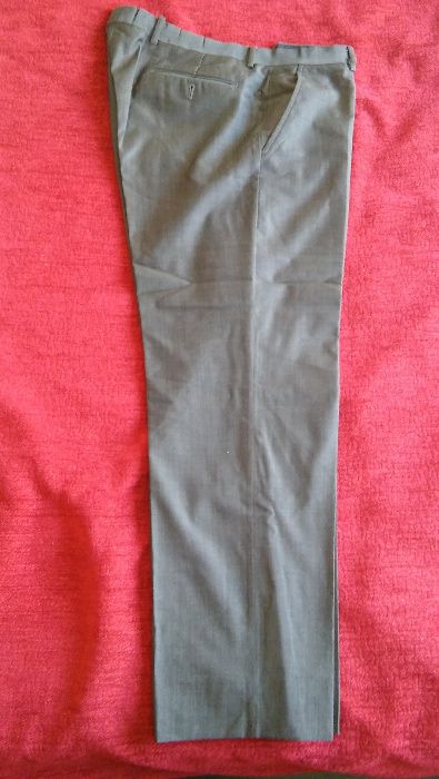 Fato NOVO Tam. L Fato Men's Alfani Slim-Fit Cinza 3 peças